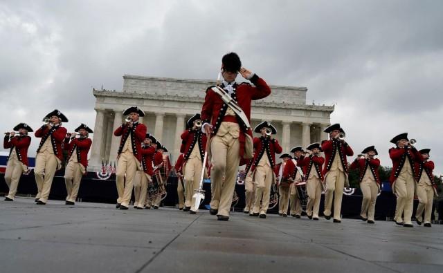 A drum corps performance is held at the Lincoln Memorial during Fourth of July Independence Day celebrations in Washington, D.C., U.S., July 4, 2019. REUTERS/Joshua Roberts