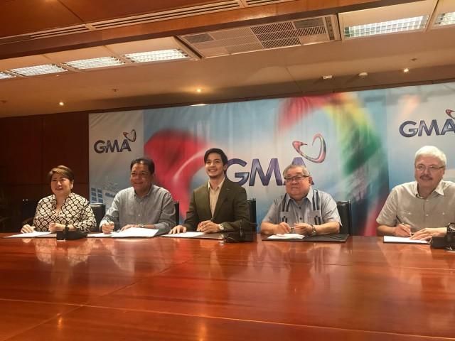 Present during Alden's contract renewal with GMA-7 were