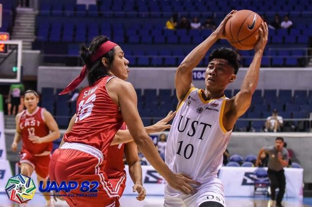 UST Growling Tigers' Rhenz Abando in play during the match against UE at the UAAP Men's Basketball event. PHOTO BY UAAP