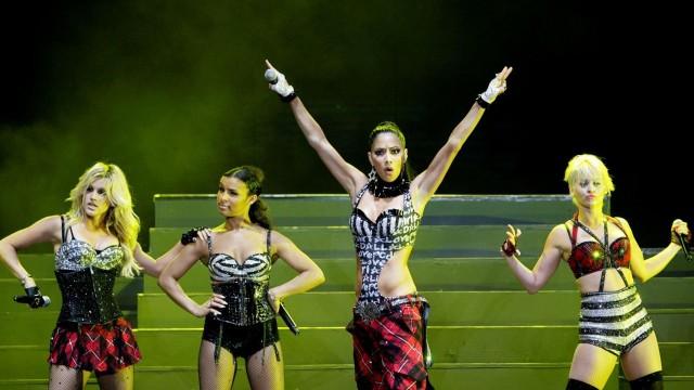US pop group Pussycat Dolls performs during their concert in Manila June 11, 2009. From L-R: Ashley Roberts, Melody Thornton, Nicole Scherzinger and Kimberly Wyatt. REUTERS/Cheryl Ravelo/File Photo