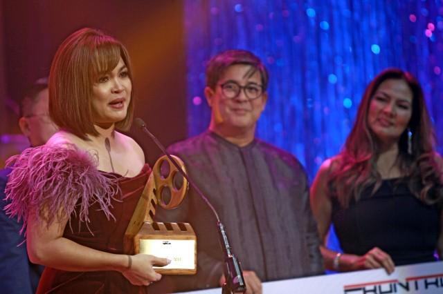 Actress Judy Ann Santos won the Best Actress award for "Mindanao" during the 45th Metro Manila Film Festival (MMFF) Gabi ng Parangal on Friday, December 27, 2019, at the New Frontier Theater in Quezon City. Beside her are Aga Mulach and Amy Austria who also received a hall of fame award. PHOTO BY DANNY PATA 