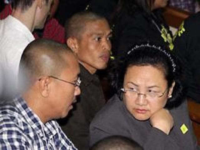 Maguindanao Gov. Esmael Mangundadatu (left), lawyer Nena Santos (right) and state witness Lax Saliao (center) attend the Maguindanano massacre trial at Camp Bagong Diwa. Danny Pata-FileGMANews.TV