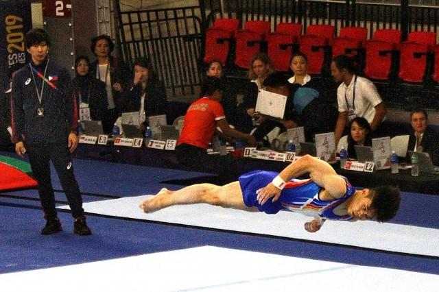 Carlos Yulo ruled his pet event, the floor gymnastics. Danny Pata