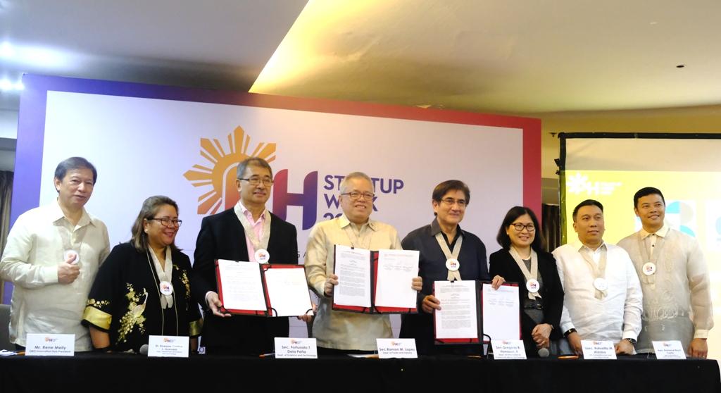 The Implementing Rules and Regulations of the &acirc;Innovative Start Up Act&acirc; was signed on Friday, December 6, 2019 in Quezon City. In photo from left are QBO Innovation Hub president Rene &acirc;Butch&acirc; Meily, Science and Technology Undersecretary Rowena Cristina L. Guevara, Science and Technology Secretary Fortunato T. Dela Pe&Atilde;&plusmn;a, Trade and Industry Secretary Ramon M. Lopez, Information and Communications Secretary Gregorio B. Honasan II, DTI-Competitiveness and Innovation Group Undersecretary Rafaelita M. Aldaba, Information and Communications Assistant Secretary Emmanuel Rey Caintic, and DICT-Legal Affairs Policy, Planning and Finance Undersecretary Jose Arturo C. De Castro. QBO Innovation