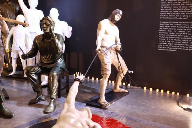 Pinay artist reimagines Juan Lunas Spoliarium in sculpture to protest ...