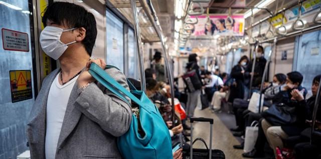 Avoid crowds to halt COVID-19 spread, Japan health ...