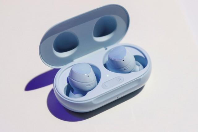 samsung galaxy earbuds plus 2020