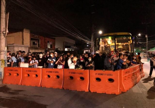 Enhanced Luzon Quarantine Strands Hundreds At Checkpoints