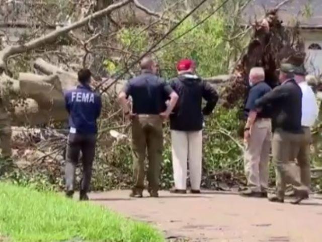 Trump Tours Parts Of Louisiana Texas Hit By Hurricane Laura Gma News