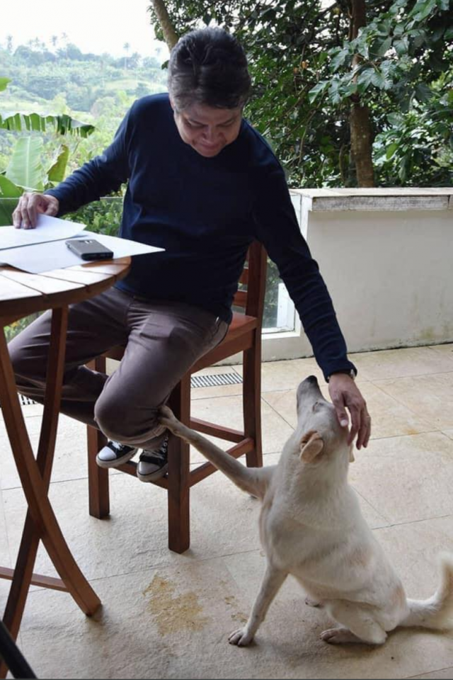 Sen. Francis Kiko Pangilinan with loyal farm dog, Jondy FROM KIKO PANGILINAN FACEBOOK ACCOUNT