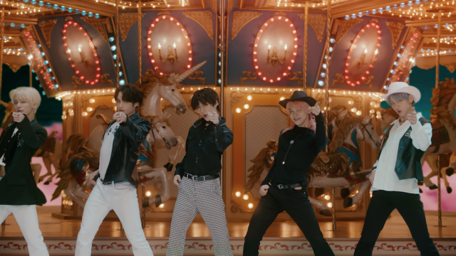Txt Releases New Album Minisode 1 Blue Hour Music Video See more ideas about txt, wallpaper, spotted wallpaper. gma network