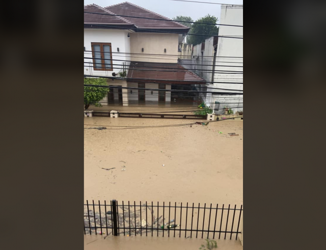 Photo taken by Tanchanco-Caballero on Thursday morning as Typhoon Ulysses battered many parts of Luzon.