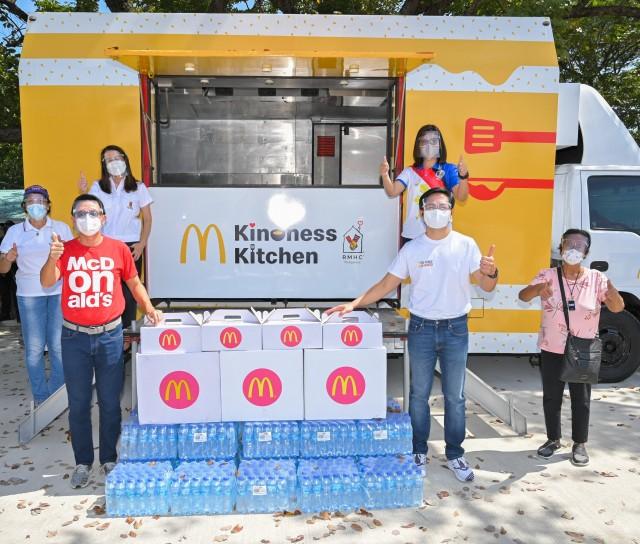 McDo Kindness Kitchens to reach more hungry Filipino communities. McDonaldâ€™s commits to aid government in eradicating hunger in the Philippines by actively participating in the Pilipinas Kontra Gutom movement. The company demonstrated its initial commitment as McDonaldâ€™s Philippines President and CEO Kenneth S. Yang joined Zero Hunger Task Force Chair Secretary Karlo Nograles in distributing meals to communities in need in Bacoor, Cavite on November 6, 2020. They were also joined by Bacoor, Cavite Mayor Lani Mercado, Barangay Kagawad Nieves Dela Cruz and Caridad Sanchez of Barangay Alima and Sineguelsan.