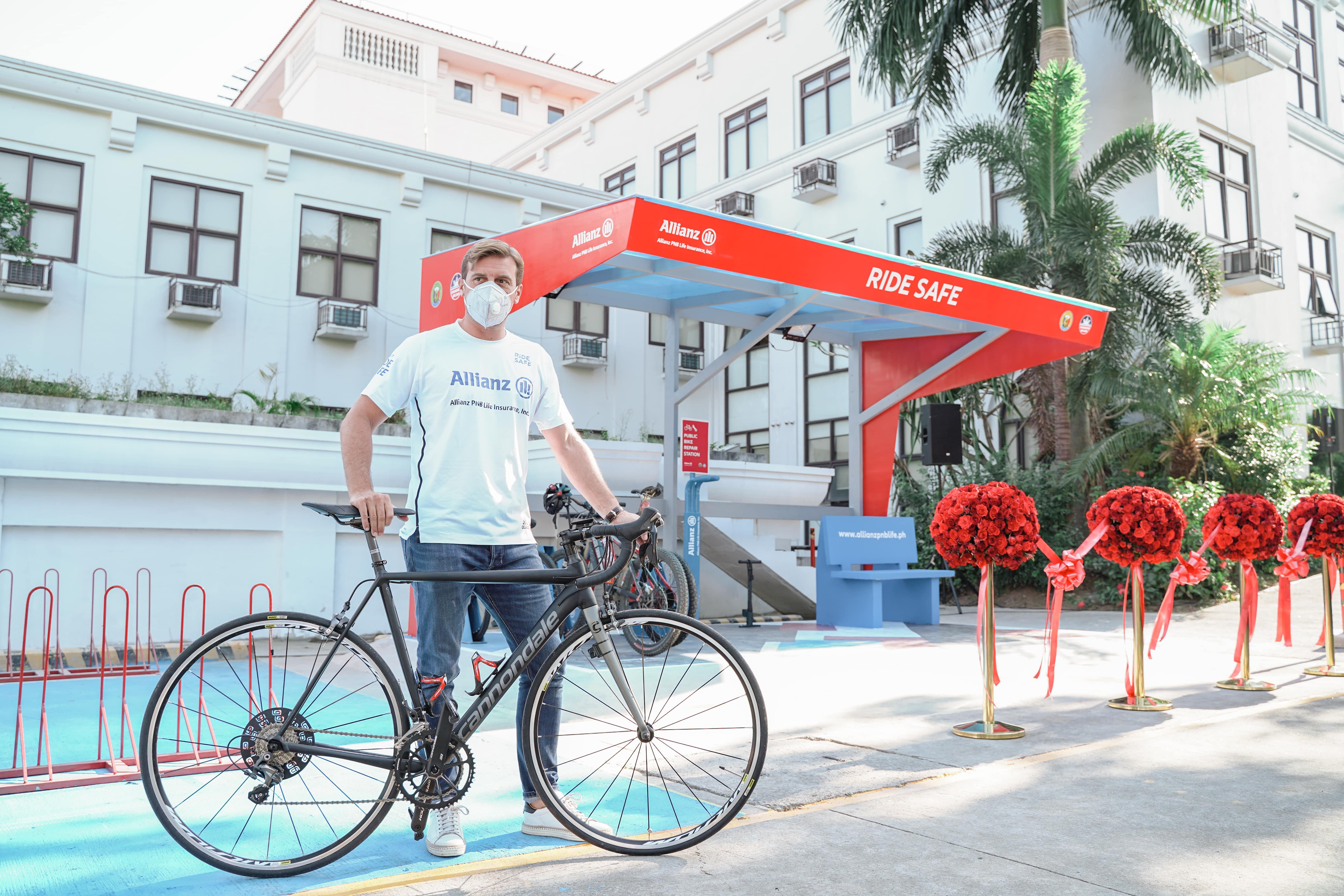 Allianz PNB Life Unveils the Philippines First Solar-Powered Bike Pit Stop in San Juan GMA News Online