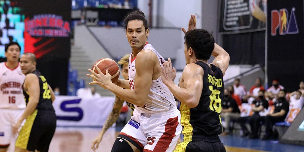 Jayson Castro comes up clutch as TNT Tropang Giga claim thrilling
