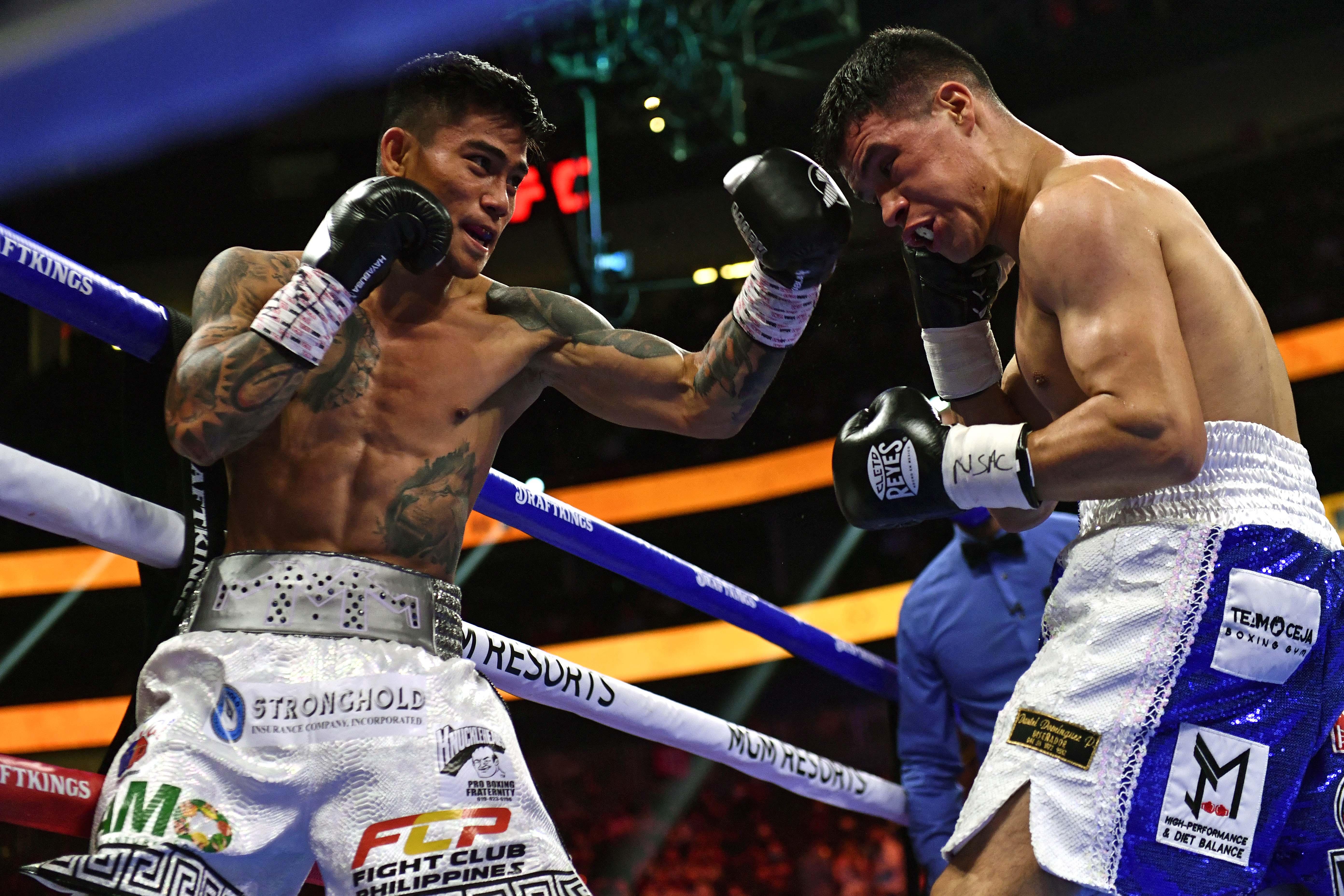 Undefeated Filipino Mark Magsayo scores 10th round knockout of Mexican foe on Pacquiao-Ugas undercard GMA News Online