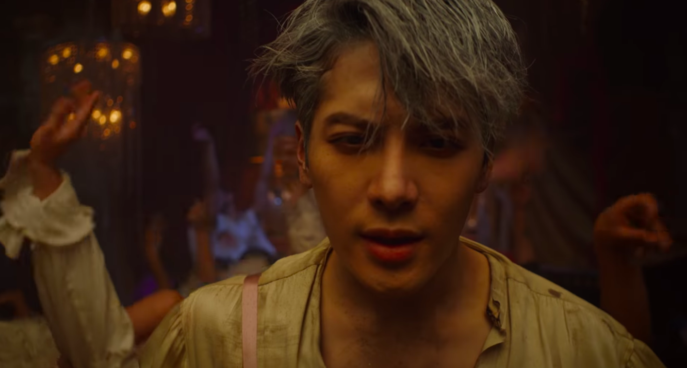 Jackson Wang breaks the internet with INSIDE videos from MAC after party.  Seen yet?