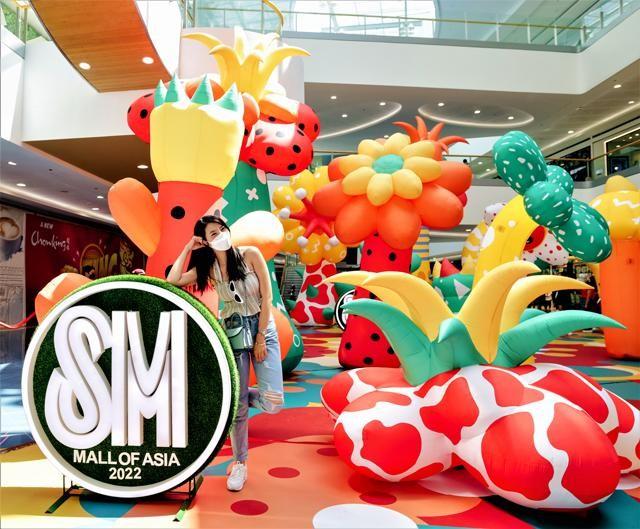 SM Supermalls will color you happy this summer!