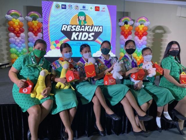 McDonald&acirc;s, Jollibee, Tom&acirc;s World, and Toy Kingdom join hands in making this event all the more special for the Girl Scouts.