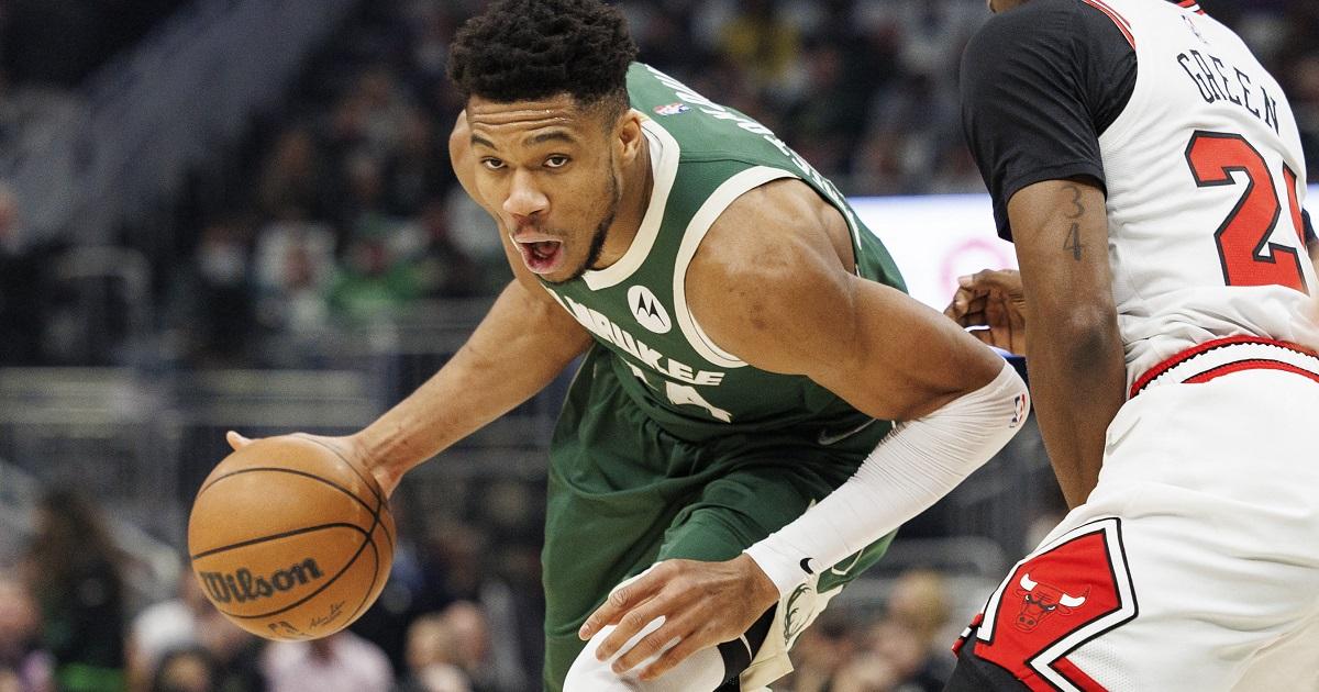Giannis Antetokounmpo carries Bucks to Game 5 clincher over Bulls