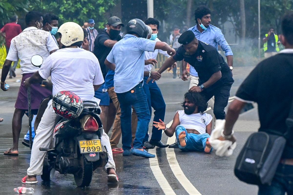 Sri Lanka imposes curfew after violent clashes