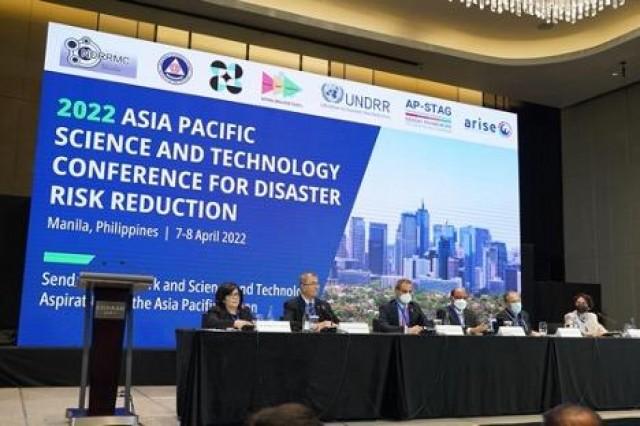 From L-R, National Resilience Council President and Asia Pacific Science and Technology Advisory Group (APSTAG) Member Ms. Antonia Yulo Loyzaga, Department of Science and Technology Secretary Fortunato de la PeÃ±a, United Nations Office for Disaster Risk Reduction (UNDRR) Regional Office for Asia and the Pacific (ROAP) Chief and APSTAG Co-Chair Mr. Marco Toscano-Rivalta, Keio University Professor and APSTAG Co-Chair Dr. Rajib Shaw, United Nations Resident Coordinator and Humanitarian Coordinator in the Philippines Mr. Gustavo Gonzalez, and SM Supermalls Vice President for Corporate Compliance and ARISE Global Board Member Ms. Liza Silerio.