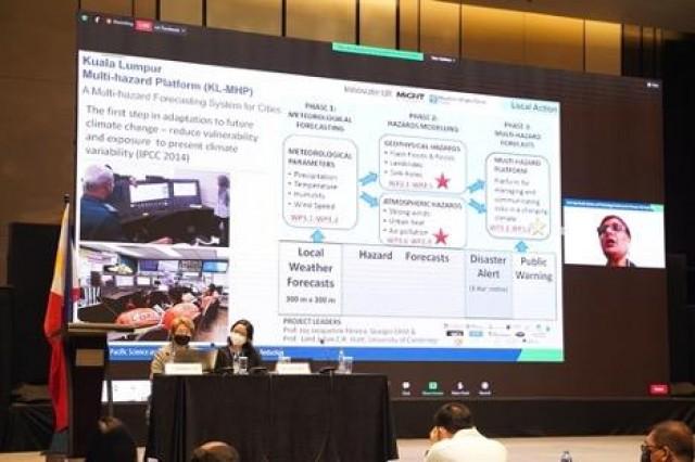 Presenting the Kuala Lumpur Multi-hazard Platform on Day 2 of the 2022 Asia Pacific Science and Technology Conference for Disaster Risk Reduction was SEADPRI-Universiti Kebangsaan Malaysia Professor and Asian Network on Climate Science and Technology Director Dr. Joy Jacqueline Pereira. The panel was co-moderated by SEADPRI-Universiti Kebangsaan Malaysia Professor and Asian Network on Climate Science and Technology Director Dr. Joy Jacqueline Pereira, Manila Observatory Senior Research Fellow Dr. Rosa Perez and Manila Observatory Regional Climate Systems Laboratory Head Dr. Faye Abigail Cruz.