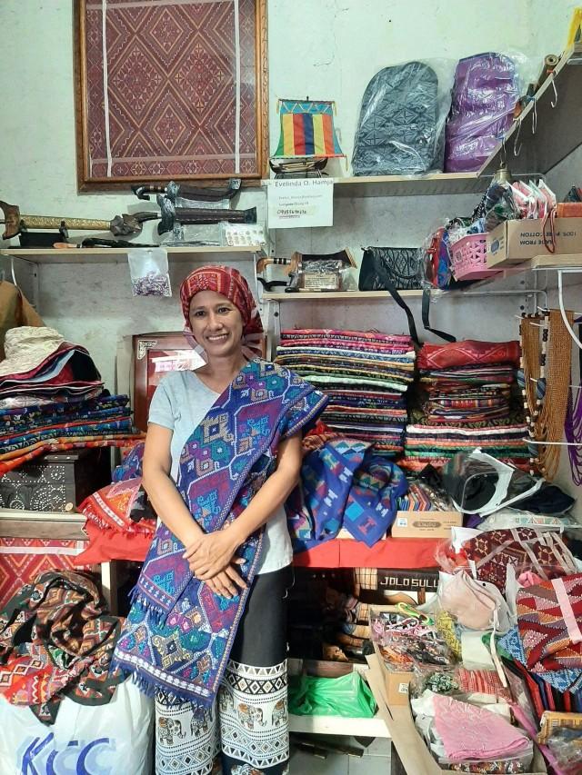 Evelinda Otong-Hamja, a fourth-generation Yakan weaver, says she learned the art of tennun weaving through her grandmother in Basilan.