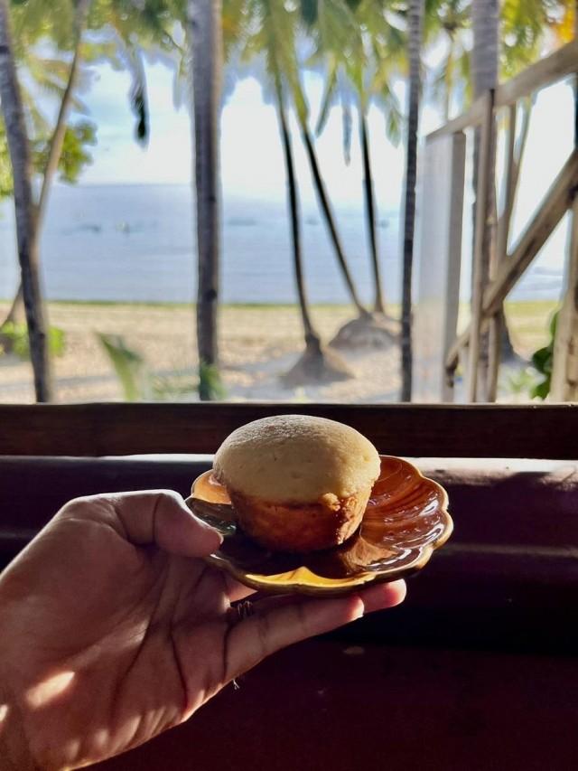 Calamansi Muffin from Real Coffee in Boracay.  Photo by: JP Soriano