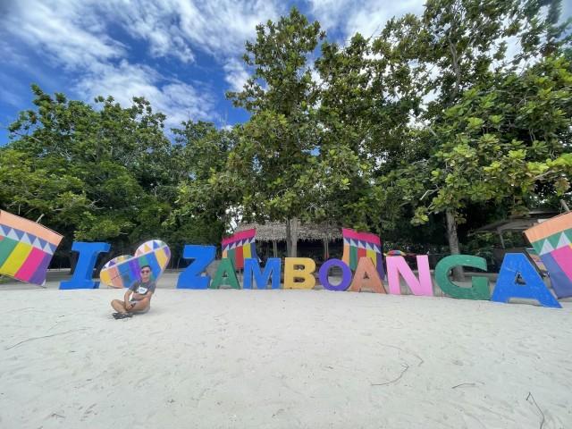 Zamboanga City Will Thrill You With Its Pink Beaches And Colorful