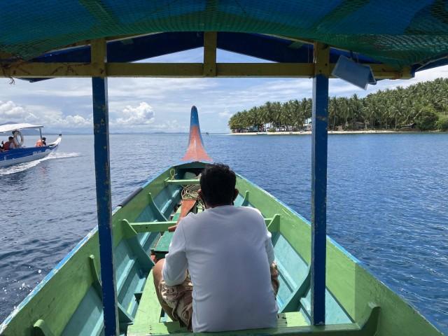 Island Cruise Tour en route to Sirommon Island