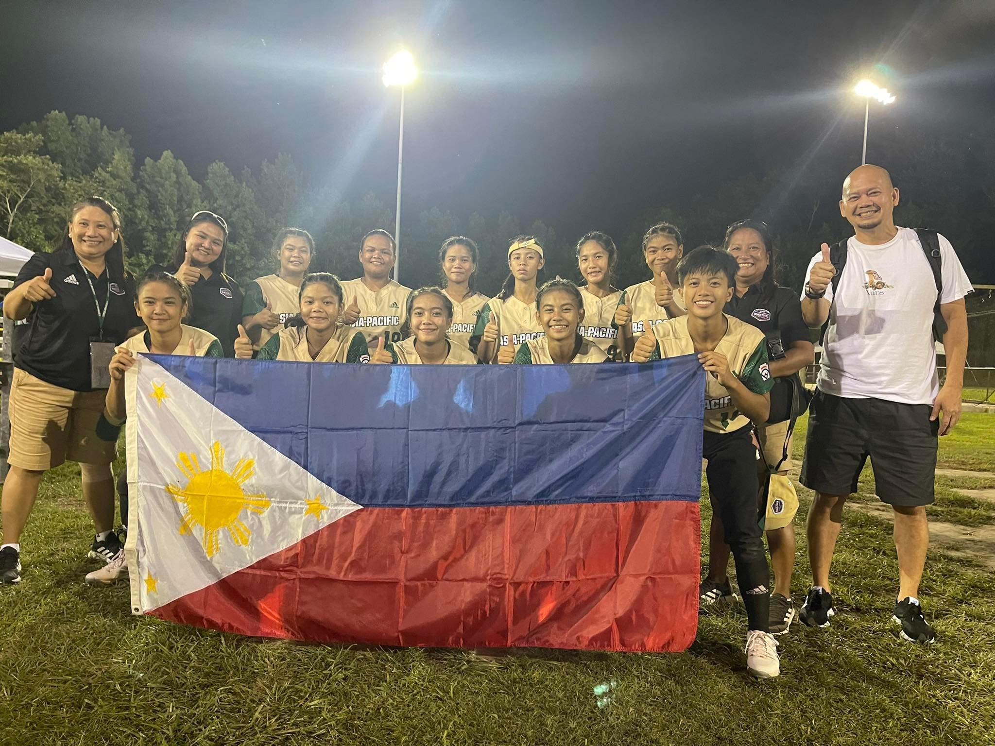 Sealy, TX vs Bago City, Philippines Softball Highlights, 2023