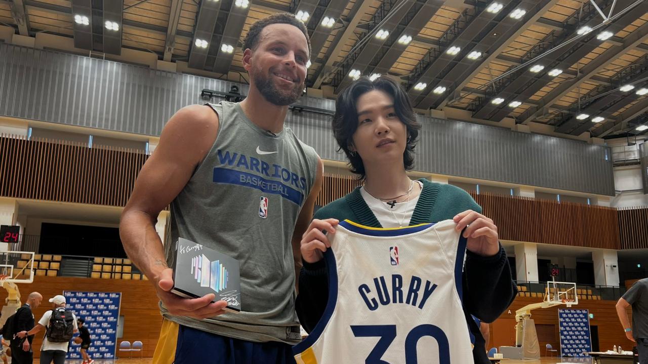 BTS: Suga Gets Special Gift From Stephen Curry, Presented Proof CDs and  Even 'Refereed' At NBA Japan Games - News18