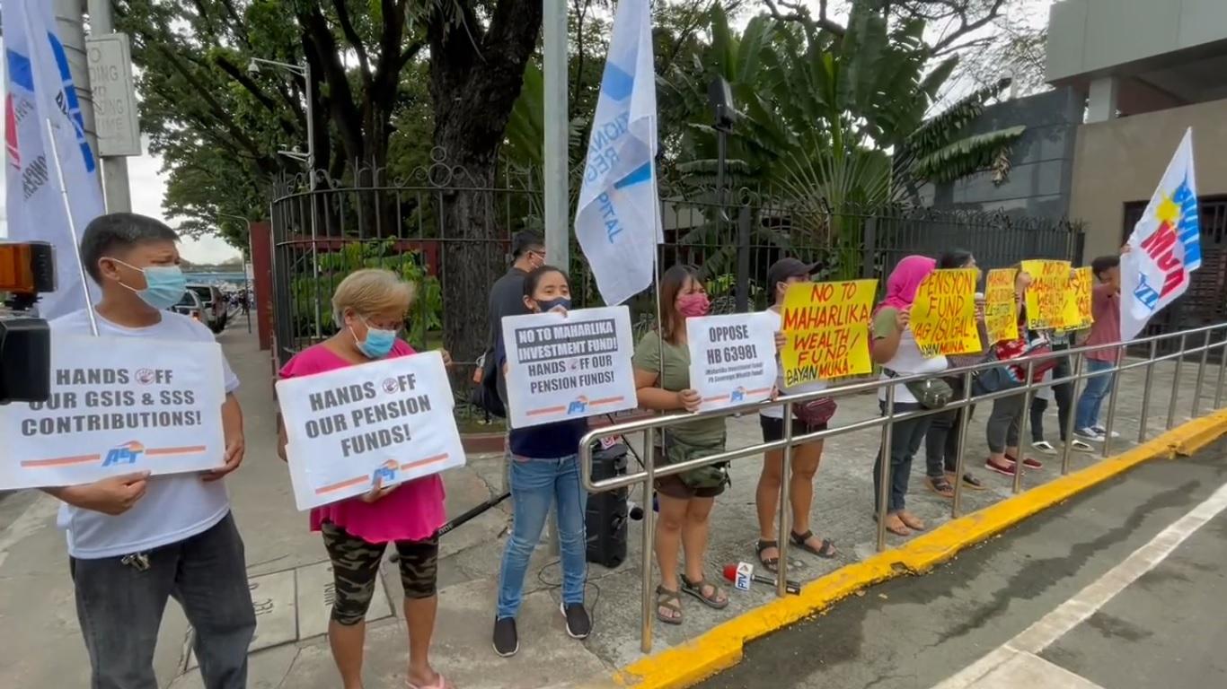 Groups say Maharlika Fund has 'insufficient safeguards,' ask what about  health worker benefits? | GMA News Online