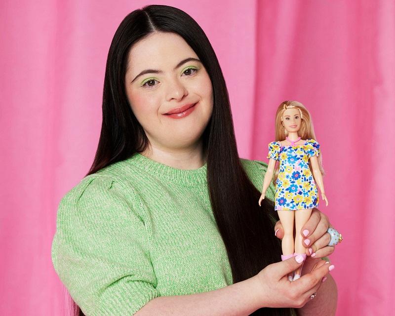 welvaart Dragende cirkel volume Mattel introduces Barbie doll with Down's syndrome | GMA News Online