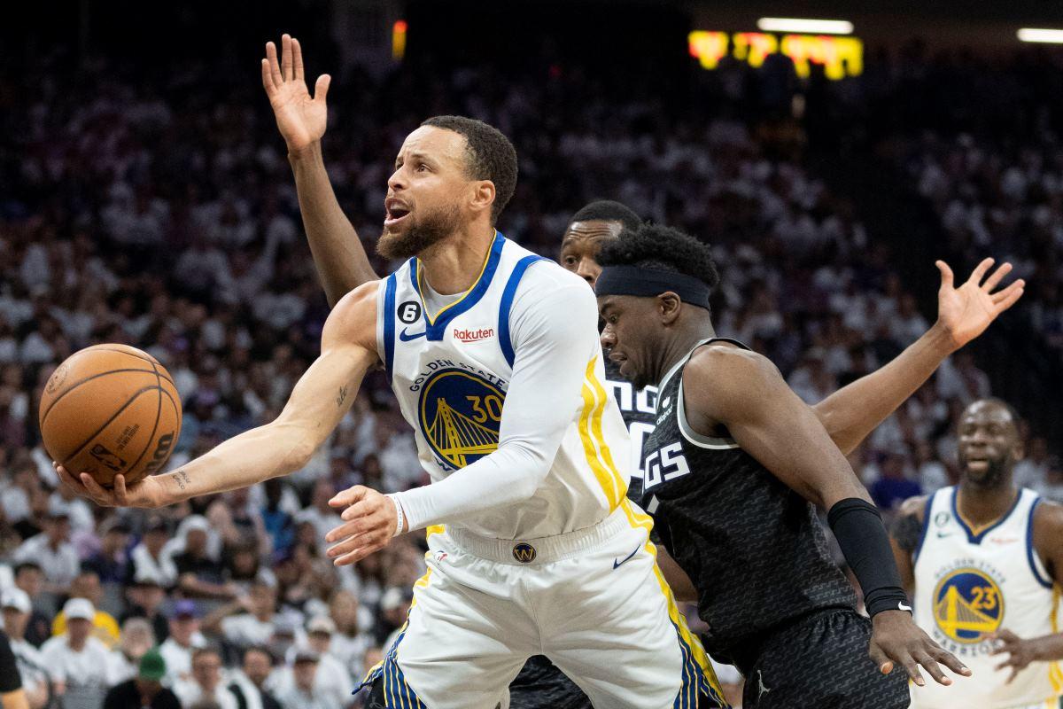 Stephen Curry scores Game 7-record 50 points as Warriors eliminate Kings GMA News Online