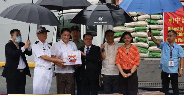 China Donates Rice Food Items To Mayon Volcano Evacuees GMA News Online