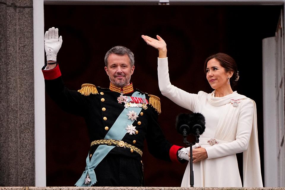 Denmark's King Frederik X takes the throne as his mother steps