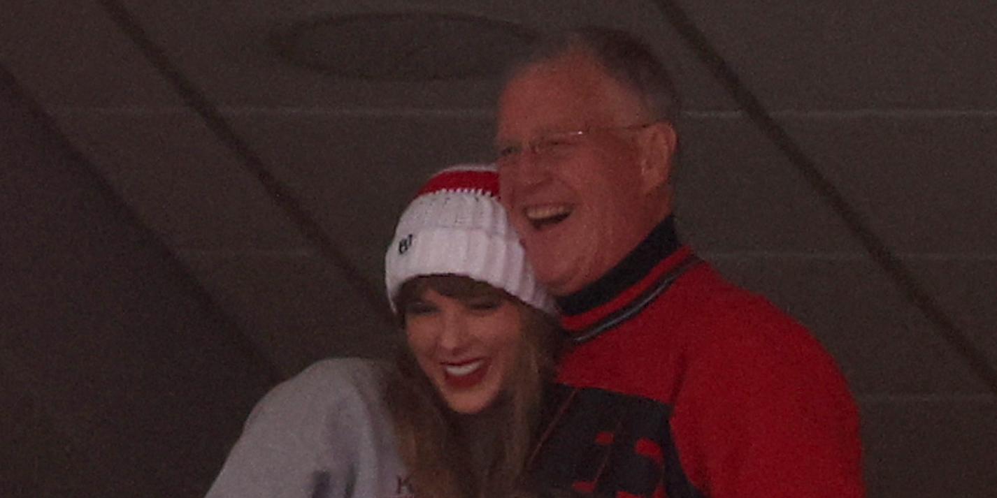 Australian police investigating Taylor Swift’s dad for alleged assault thumbnail