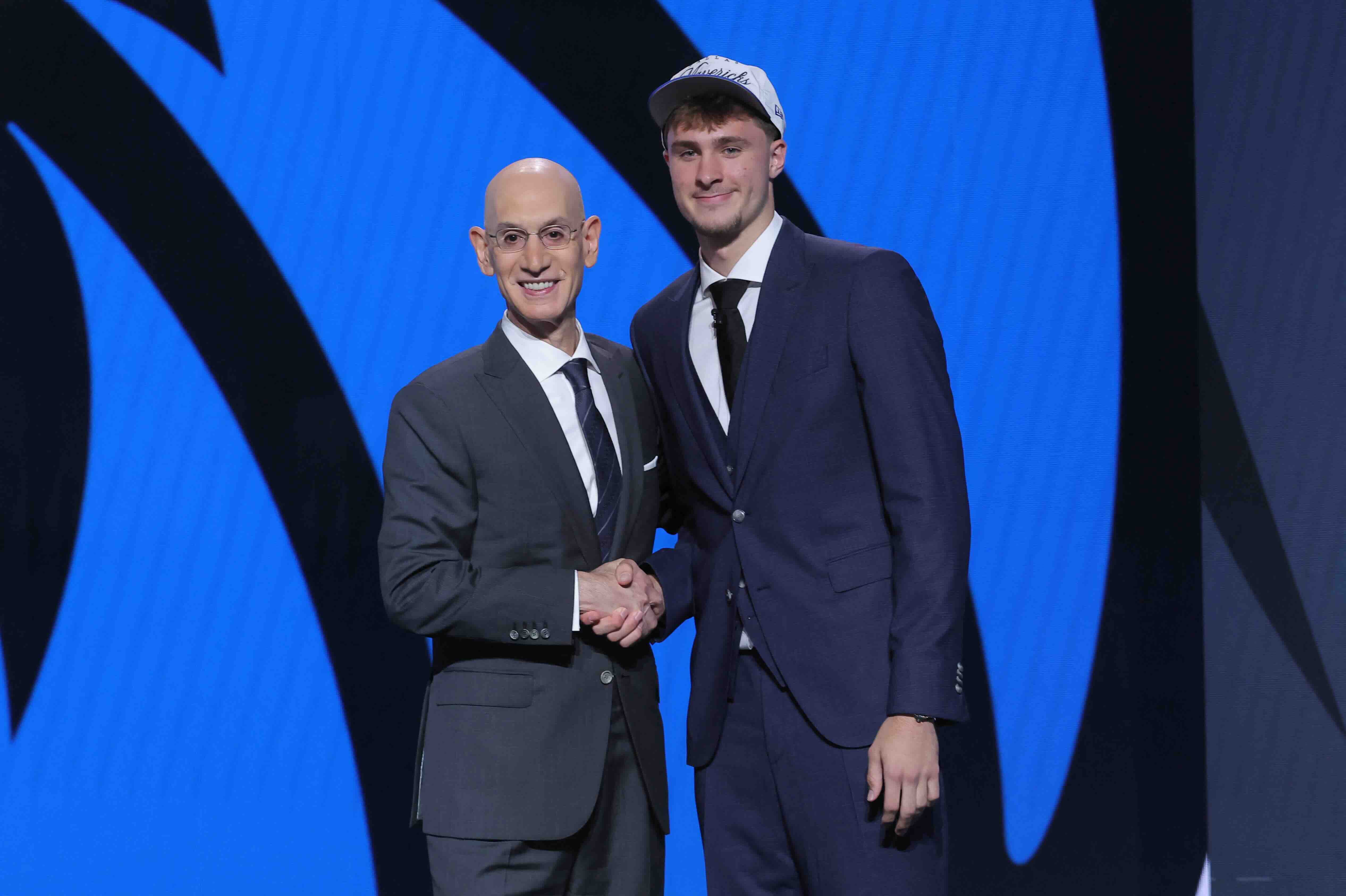 Cooper Flagg selected 1st overall by Mavericks in 2025 NBA Draft