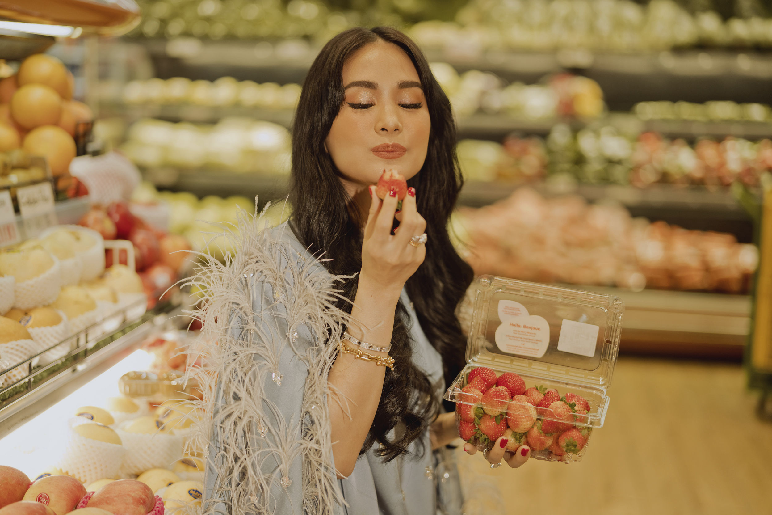 Thanks to a food stain, Heart Evangelista has a thriving career as