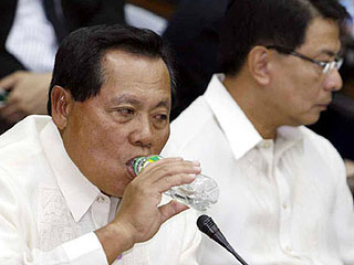 Former DOTC, PNP chief Leandro Mendoza in St. Luke's ICU after heart