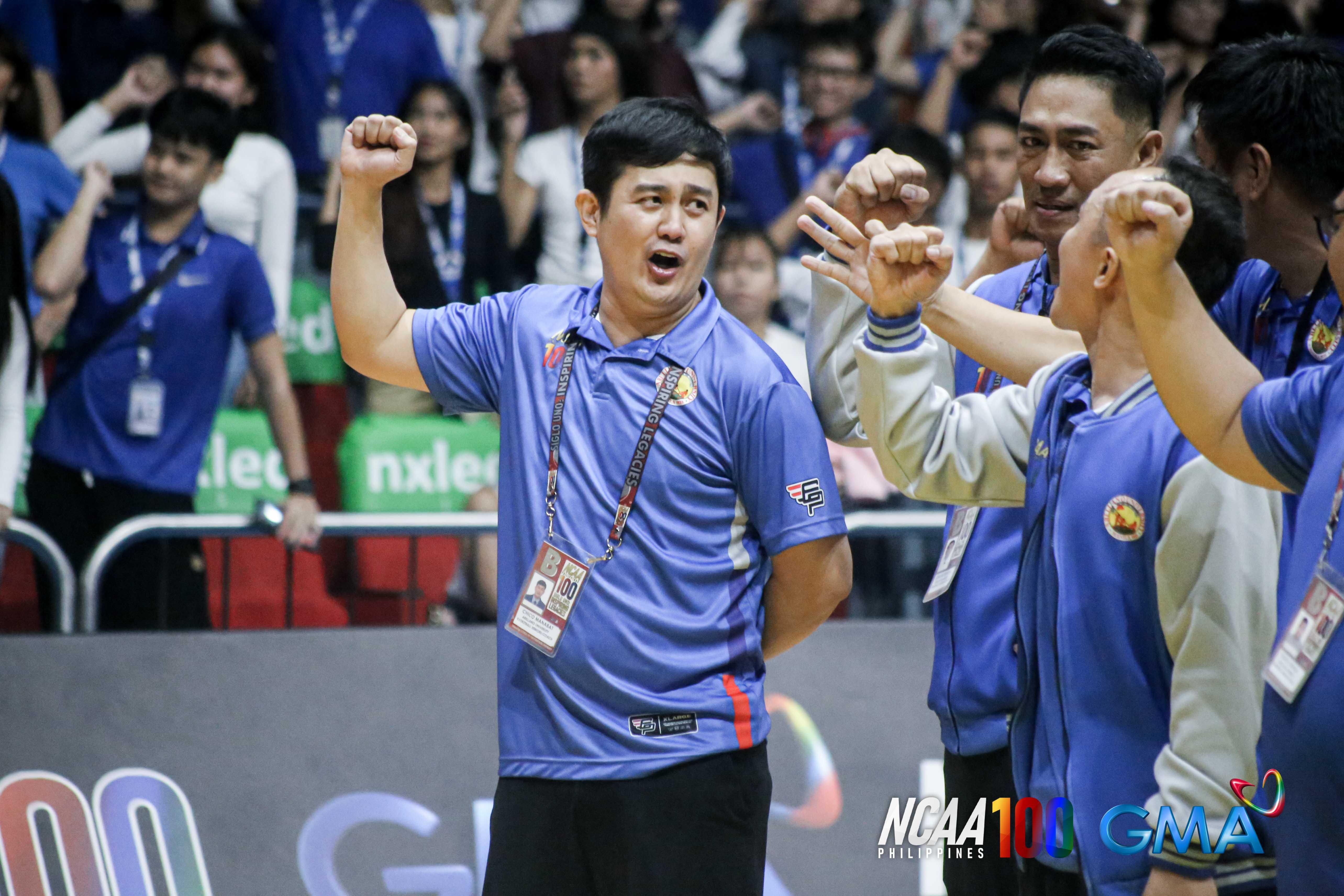 Arellano Chiefs head coach Chico Manabat | Photo by Angela Davocol