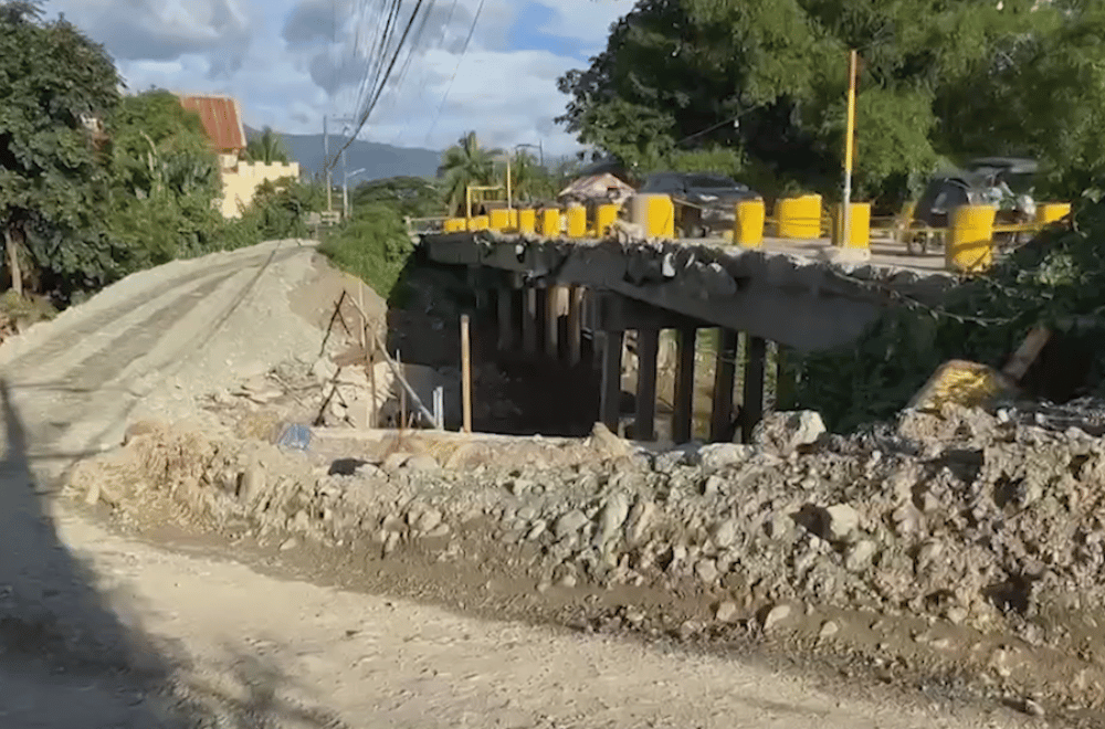 Laur asks DPWH to delay demolition of old bridge