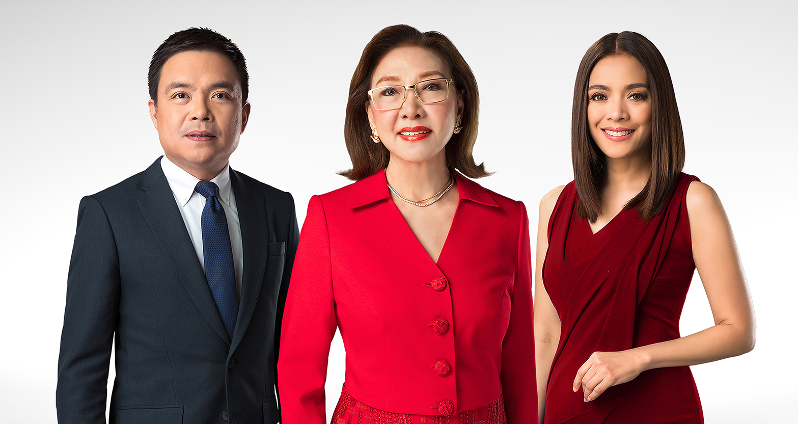 24 Oras anchors (L-R) Emil Sumangil, Mel Tiangco, and Vicky Morales