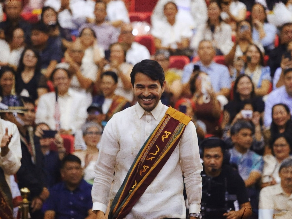 Kapuso broadcast journalist Atom Araullo during UPB's 2026 Commencement Exercises | Atom Araullo/FB