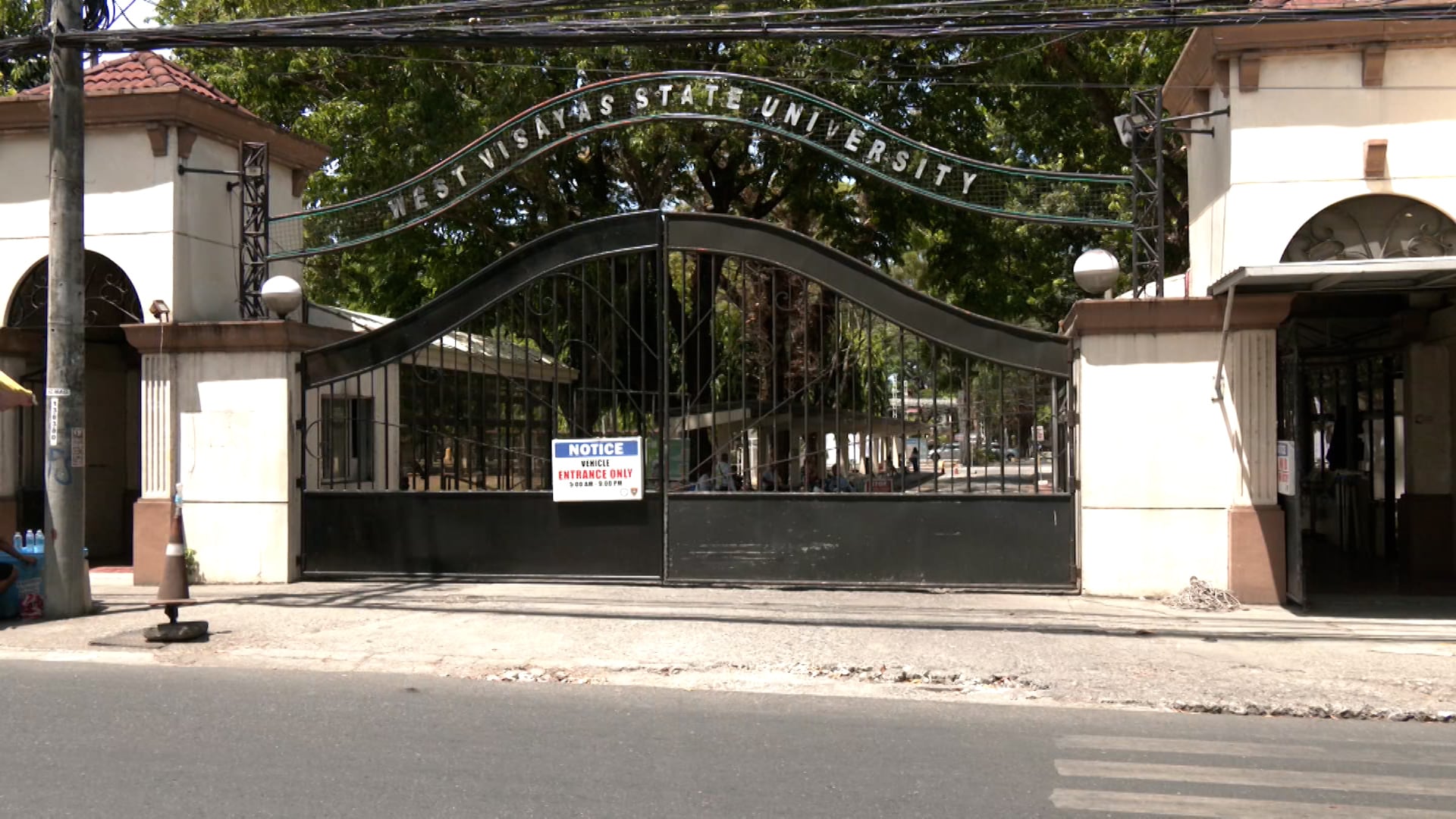 17T examinees retake West Visayas State U admission test