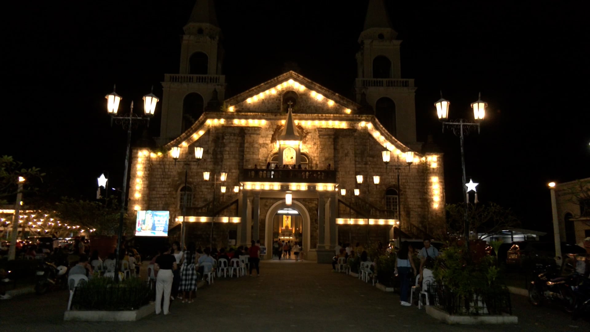 Image courtesy: Jaro Metropolitan Cathedral