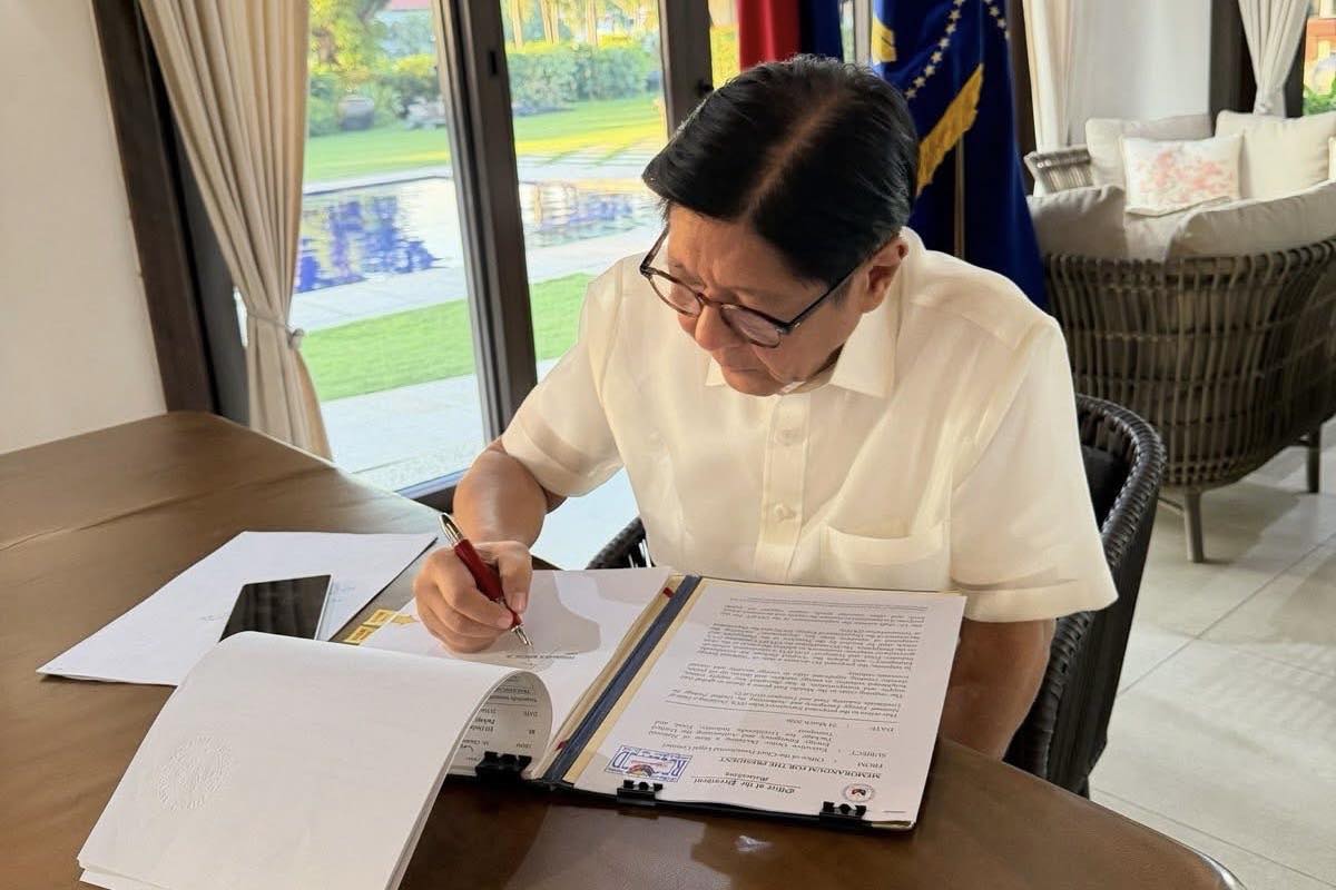 Photo via GMA News Online / Anna Felicia Bajo