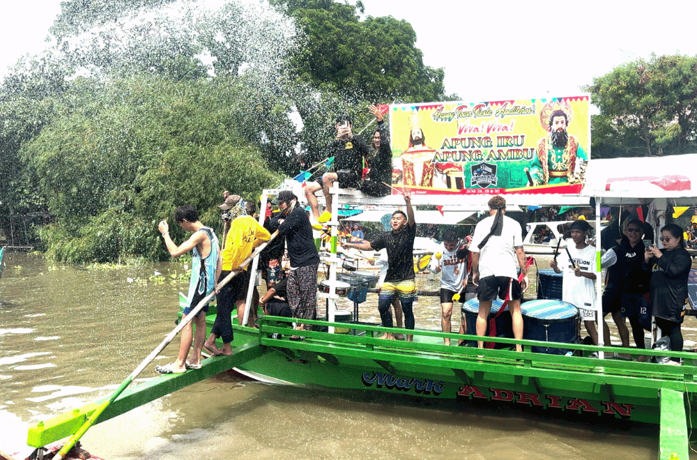 Over 300 vessels join fluvial parade in 427th Feast of Apung Iru